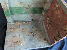 Load image into Gallery viewer, Modular City Streets/Alleyways Action Figure Display Diorama
