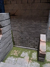 Load image into Gallery viewer, City Walls and Rooftop Action Figure Display Diorama
