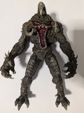 Load image into Gallery viewer, Figure Sale McFarlane Megafig Violator
