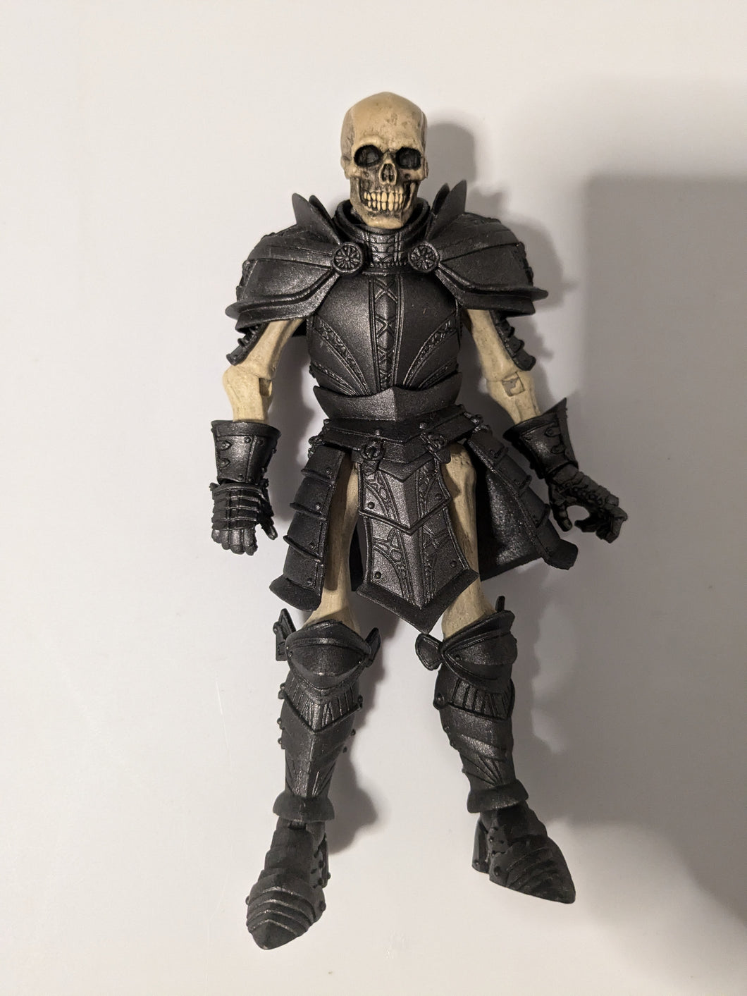 Figure Sale Mythic Legions Skeleton Legions Builder