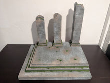 Load image into Gallery viewer, 4 Piece Mythic Style Pillars and Castle Floor Action Figure Display Diorama
