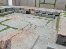 Load image into Gallery viewer, Modular Mythic Castle With Pillars Action Figure Display Diorama
