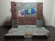 Load image into Gallery viewer, Modular Urban Alleyway Action Figure Display Diorama
