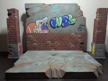 Load image into Gallery viewer, Modular Urban Alleyway Action Figure Display Diorama
