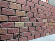 Load image into Gallery viewer, Modular Urban Alleyway Action Figure Display Diorama
