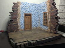 Load image into Gallery viewer, Derelict Apartment Action Figure Display Diorama
