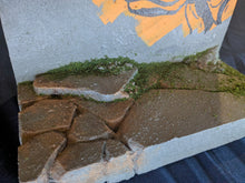 Load image into Gallery viewer, Citrus Rhino Graffiti Action Figure Display Diorama
