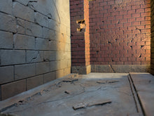 Load image into Gallery viewer, Collapsible Alleyway Action Figure Display Diorama

