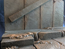 Load image into Gallery viewer, Stone Flats Action Figure Display Diorama
