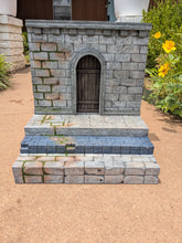 Load image into Gallery viewer, Mythic Style Castle Wall with risers action figure display diorama
