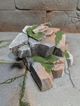 Load image into Gallery viewer, 5 Piece Castle Wall and Rubble Action Figure Display Diorama

