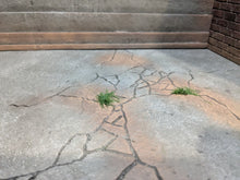 Load image into Gallery viewer, Urban Alleyway Action Figure Display Diorama
