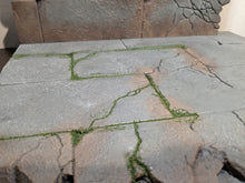 Load image into Gallery viewer, 5 Piece Castle Wall and Rubble Action Figure Display Diorama
