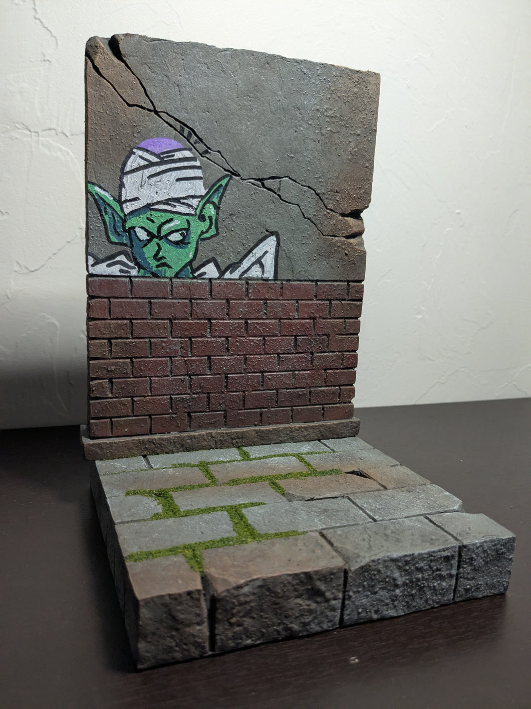 Mini Single Piccolo Action Figure Display Diorama