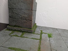 Load image into Gallery viewer, Castle Floor and Pillar Action Figure Display Diorama
