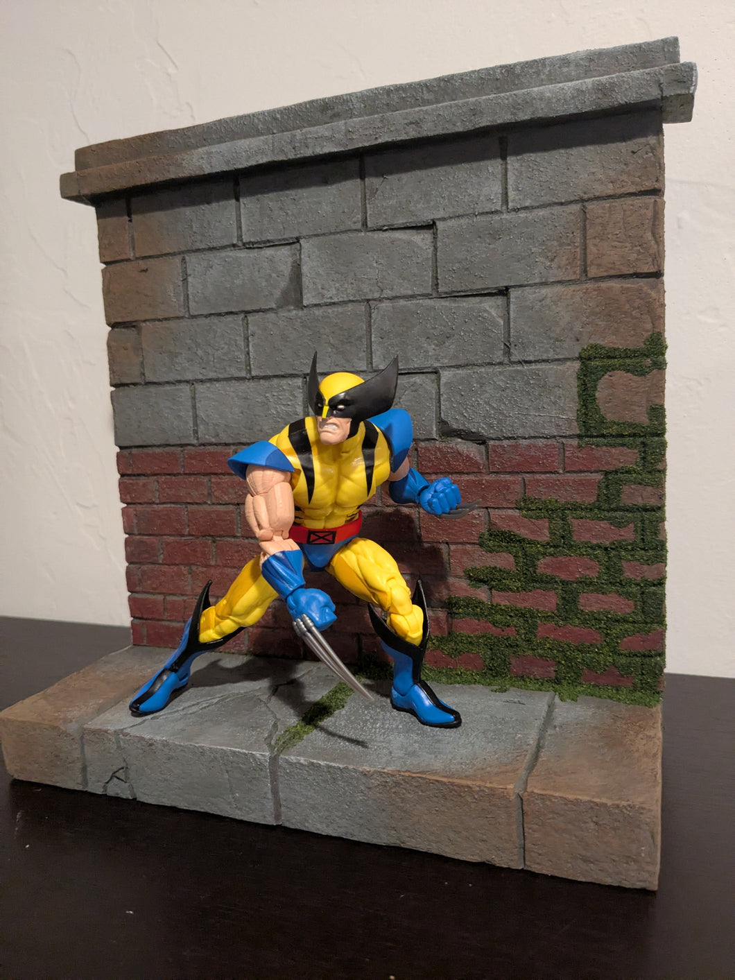 Desktop Action Figure Display Diorama BRICK WALL 2